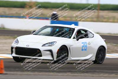 media/Apr-27-2025-Speed Ventures (Sun) [[00d8e719cd]]/Yellow Group/Session 3 (Turn 1)/
